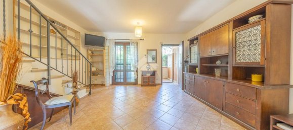 Casa de 3 habitaciónes en Guidonia Montecelio, Italy No. 299355 10