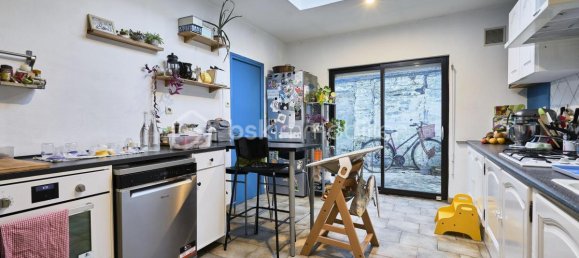 Casa de 3 dormitorios en Tourcoing, France No. 160283 8