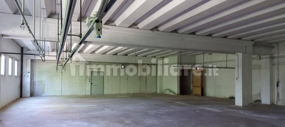 1592m² Warehouse in Umbertide, Italy No. 354592 3