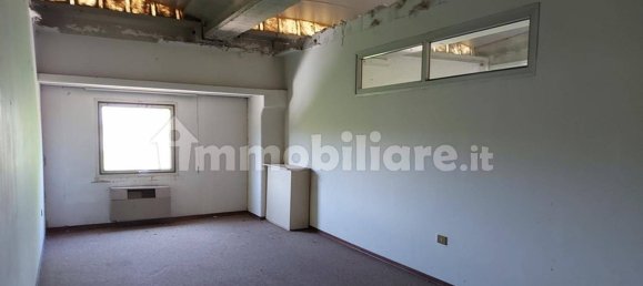 1592m² Warehouse in Umbertide, Italy No. 354592 7