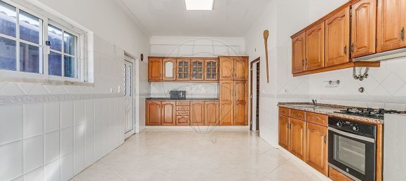 2 Schlafzimmer Haus in Loures, Portugal, Nr. 53100 6