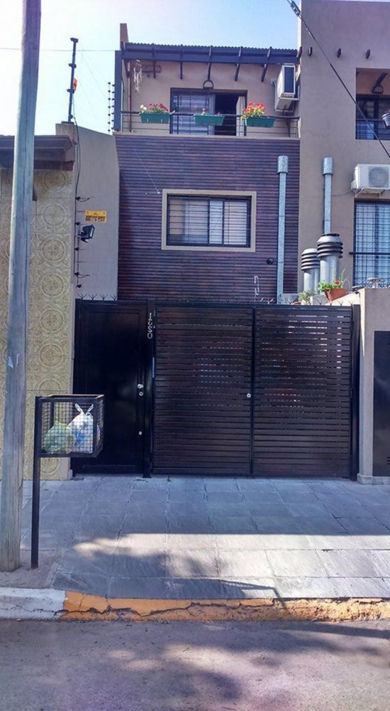 Casa T2 em Quilmes, Argentina N.º 64450
