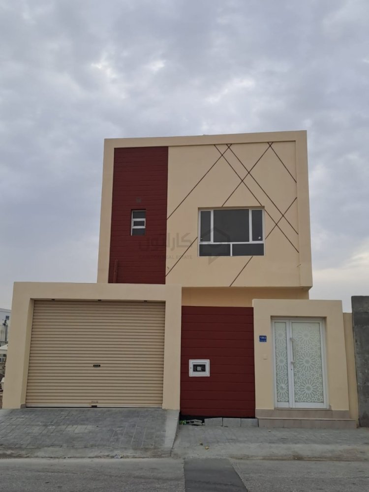 Вилла с 4 спальнями в A'ali, Бахрейн № 781