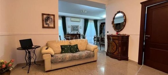 Apartamento de 3 divisões em Cerignola, Italy N.º 43136 10