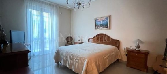 Apartamento de 3 divisões em Cerignola, Italy N.º 43136 12