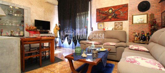 2 bedrooms Apartment in Nichelino, Italy No. 348705 2