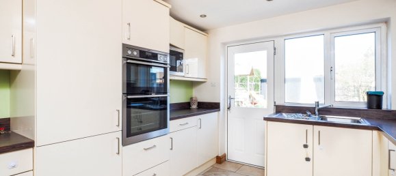 3 Schlafzimmer Haus in Beeston, United Kingdom, Nr. 1936 8