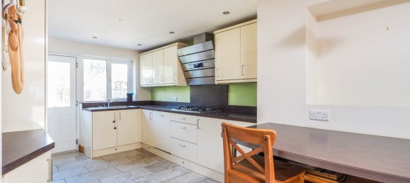 3 Schlafzimmer Haus in Beeston, United Kingdom, Nr. 1936 9