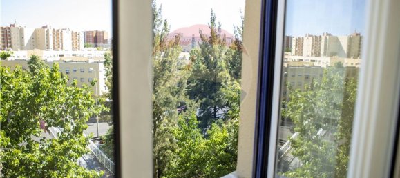 5 bedrooms Apartment in Lisbon, Portugal No. 76783 16