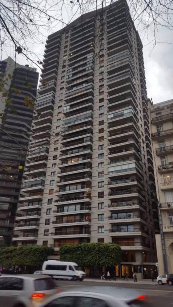3 bedrooms Apartment in Buenos Aires, Argentina No. 96948