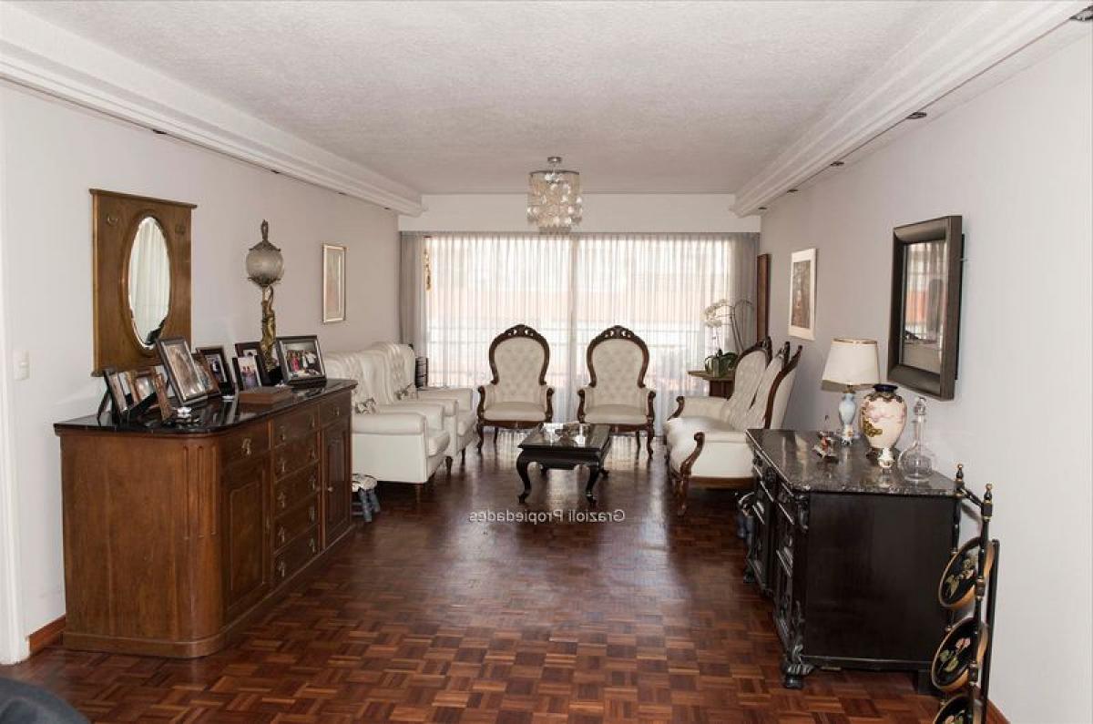 4 Schlafzimmer Wohnung in Montevideo, Uruguay, Nr. 756