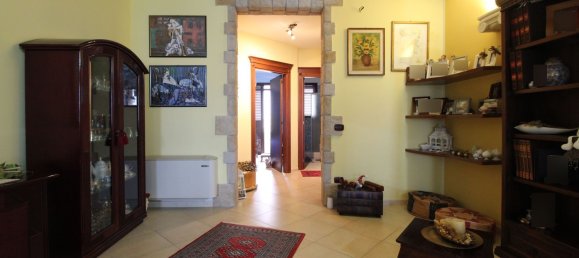 4 rooms House in Mesagne, Italy No. 42321 6