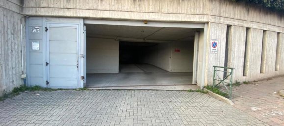 13m² Garage in Beinasco, Italy No. 274848 2