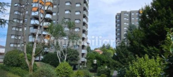 3 bedrooms Apartment in Garbagnate Milanese, Italy No. 356476 2