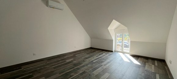 3 bedrooms House in Amilly, France No. 245167 10