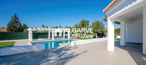 4 Schlafzimmer Villa in Quarteira, Portugal, Nr. 351568 15