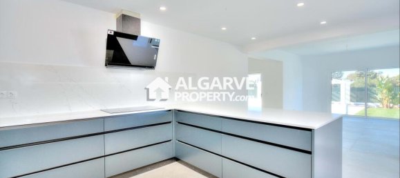 4 Schlafzimmer Villa in Quarteira, Portugal, Nr. 351568 23