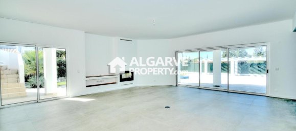 4 Schlafzimmer Villa in Quarteira, Portugal, Nr. 351568 2