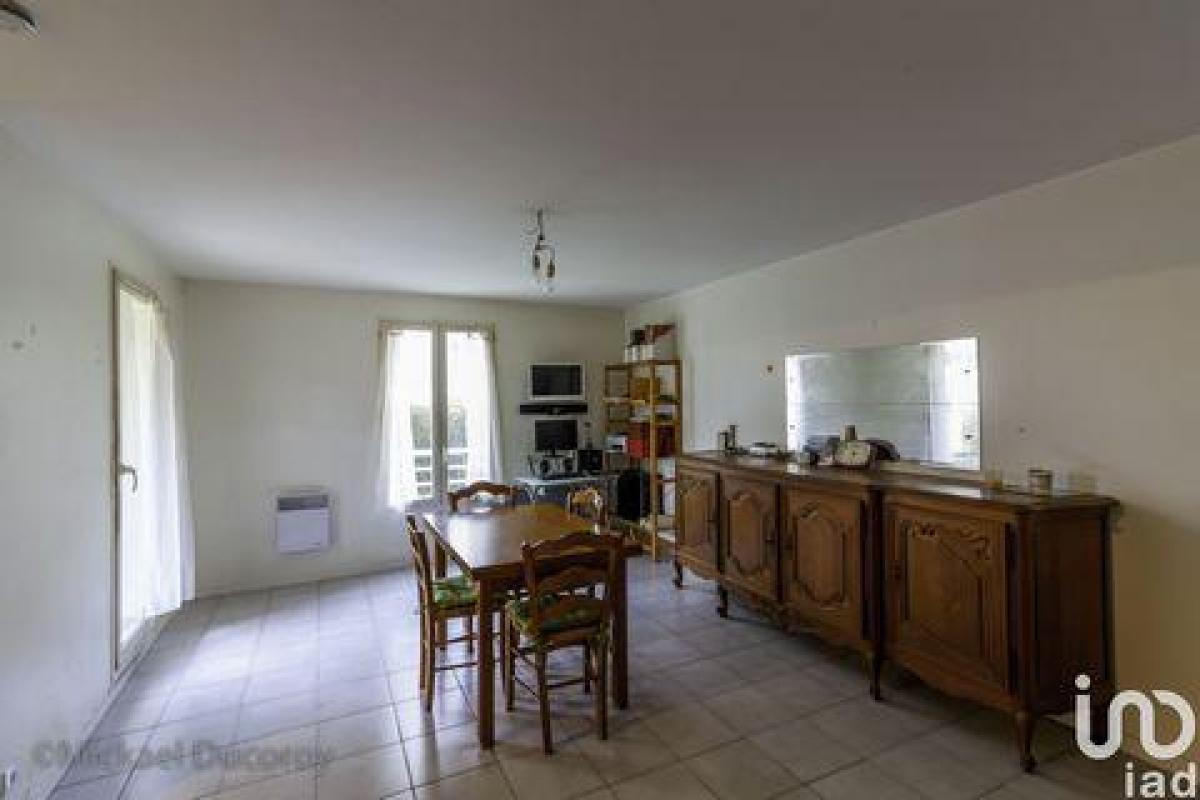 Studio-Eigentumswohnung in Houilles, France, Nr. 23240