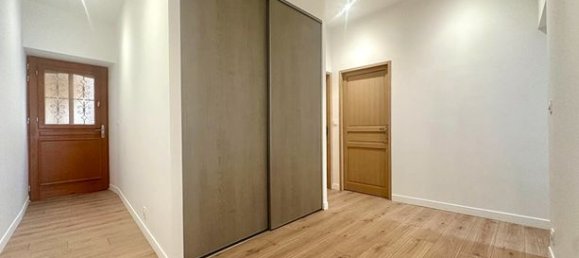 Квартира с 2 спальнями в Лонс-ле-Сонье, Франция № 308359 5