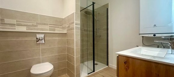 Квартира с 2 спальнями в Лонс-ле-Сонье, Франция № 308359 9