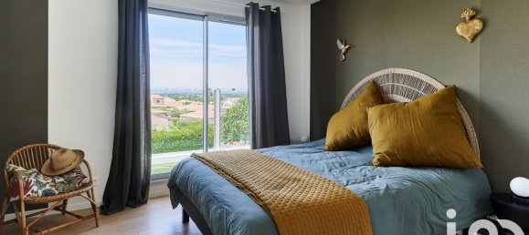 4 bedrooms House in Montblanc, France No. 344050 14