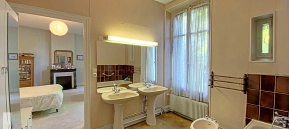 7 bedrooms House in Romorantin-Lanthenay, France No. 268324 8