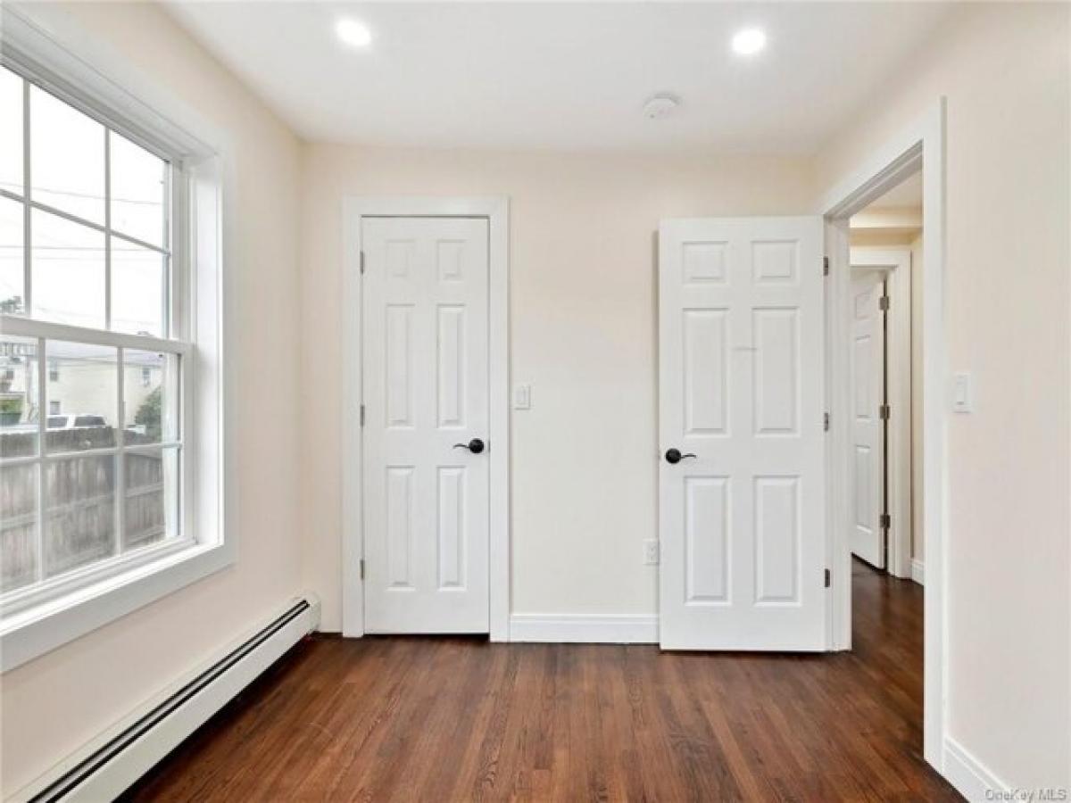 6 bedrooms House in Kingston, USA No. 408530