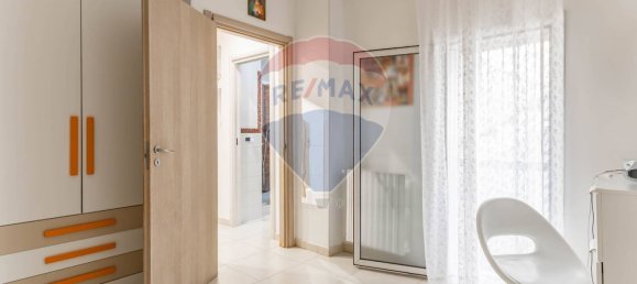 Квартира с 2 спальнями в Бари, Италия № 361992 18