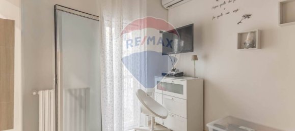 Квартира с 2 спальнями в Бари, Италия № 361992 17