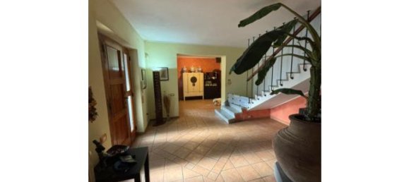 5-Zimmer Haus in Empoli, Italy, Nr. 252757 7