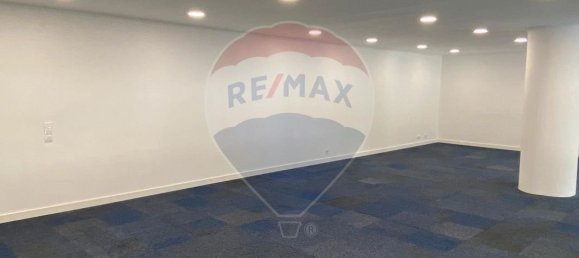 125m² Office in Lisbon, Portugal No. 71968 12