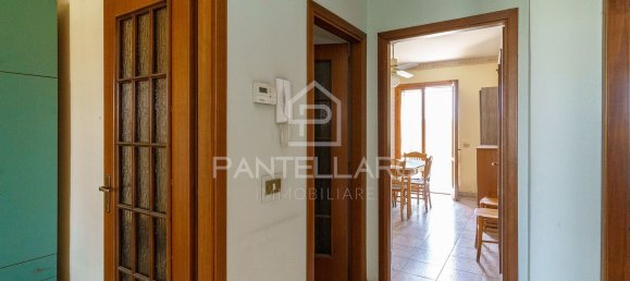 4 bedrooms Apartment in Tremestieri Etneo, Italy No. 349154 6