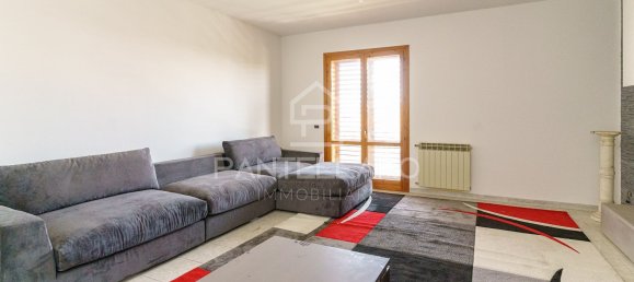 4 bedrooms Apartment in Tremestieri Etneo, Italy No. 349154 2