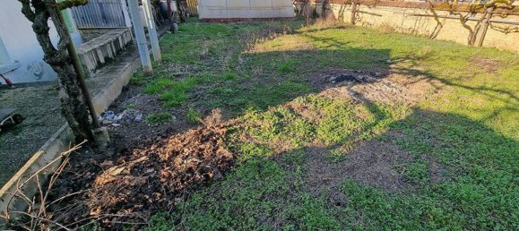 2 bedrooms House in Fourchambault, France No. 198814 3