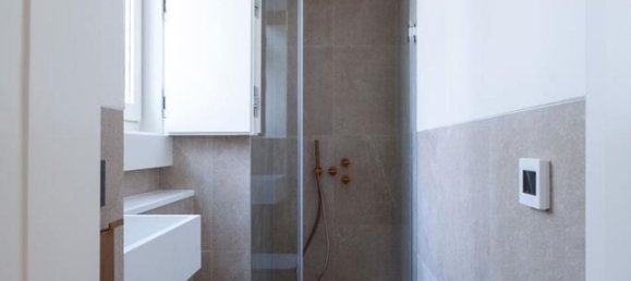 2 bedrooms Apartment in Lisbon, Portugal No. 105593 8