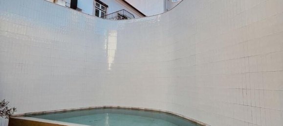 2 bedrooms Apartment in Lisbon, Portugal No. 105593 3