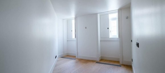 2 bedrooms Apartment in Lisbon, Portugal No. 105593 6