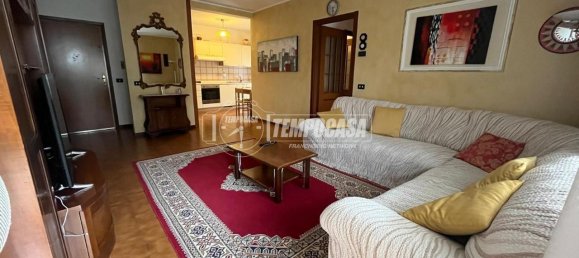 3 rooms Apartment in Ponte San Pietro, Italy No. 35101 3