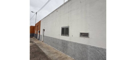 3 bedrooms House in Arico, Spain No. 191203 2