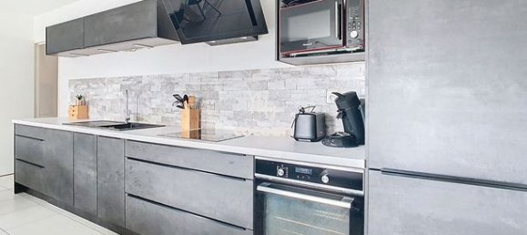 Квартира с 2 спальнями в Сен-Жан-де-Ньо, Франция № 312429 5