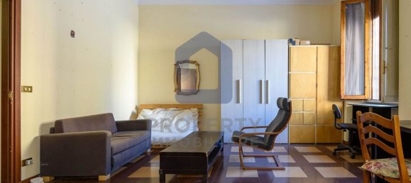 4 Schlafzimmer Wohnung in Florence, Italy, Nr. 317261 4