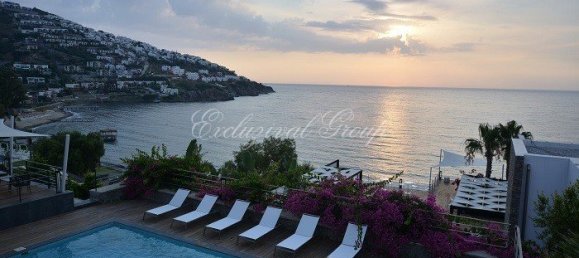 Villa 5+1 à Bodrum, Turkey No. 28815 3