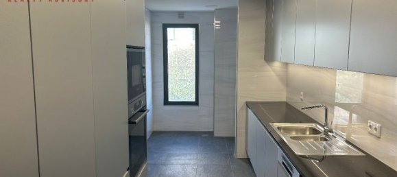 3 bedrooms Apartment in Porto, Portugal No. 144551 8