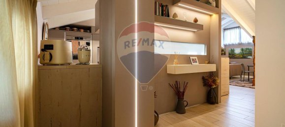 3 rooms Penthouse in Lainate, Italy No. 31762 5