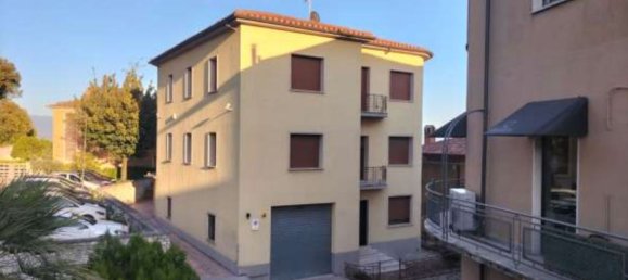 5 rooms Apartment in San Gemini, Italy No. 208711 3