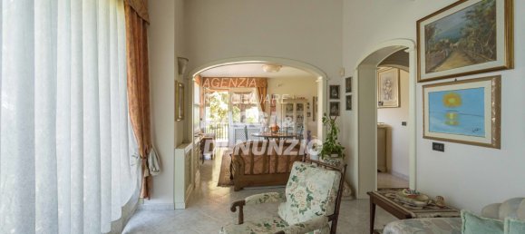 4 bedrooms Villa in Grottaferrata, Italy No. 355555 17