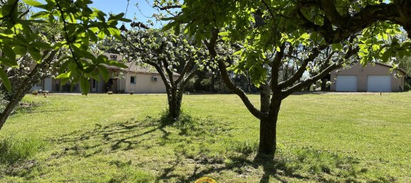 3 bedrooms Villa in Saint-Leon, France No. 326619 9