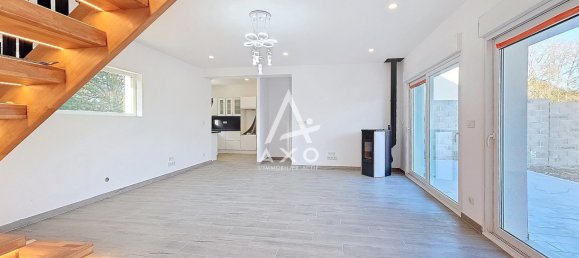 4 bedrooms House in Villemandeur, France No. 153849 4