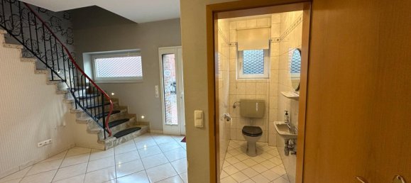 Здание с 5 спальнями в Клоппенбург, Германия № 125078 3